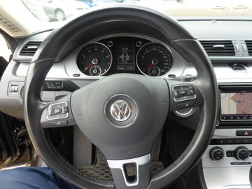 Volkswagen Passat CC - 9