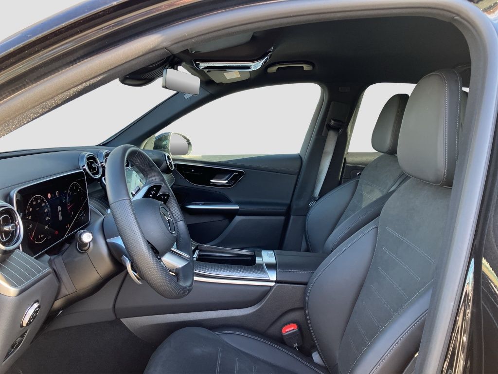 Fahrzeugabbildung Mercedes-Benz GLC 220 d 4MATIC AMG*Night*Navi*KeyLess*RFK*PDC