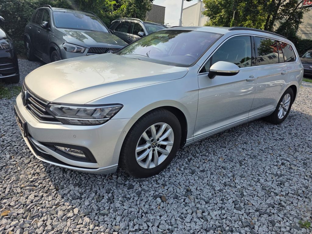 Image of Volkswagen Passat Variant