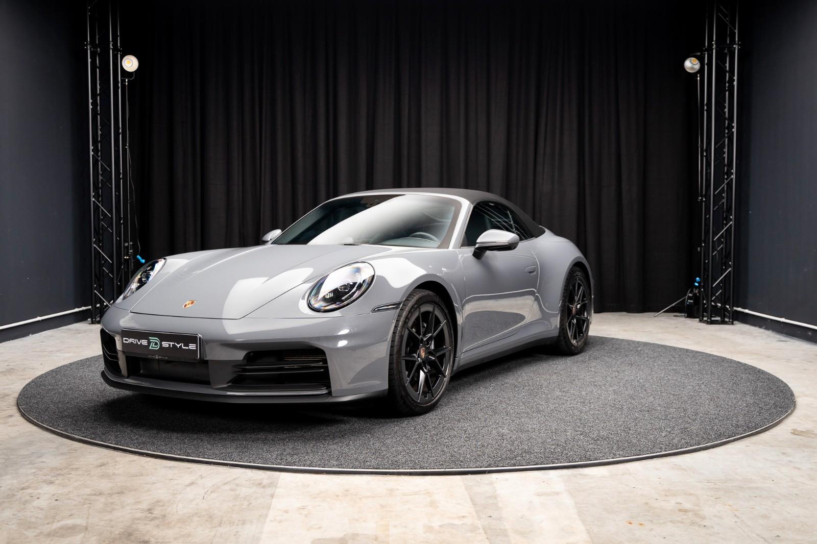 Porsche 992 Carrera Cabrio + PDK + BOSE + 2. Radsatz