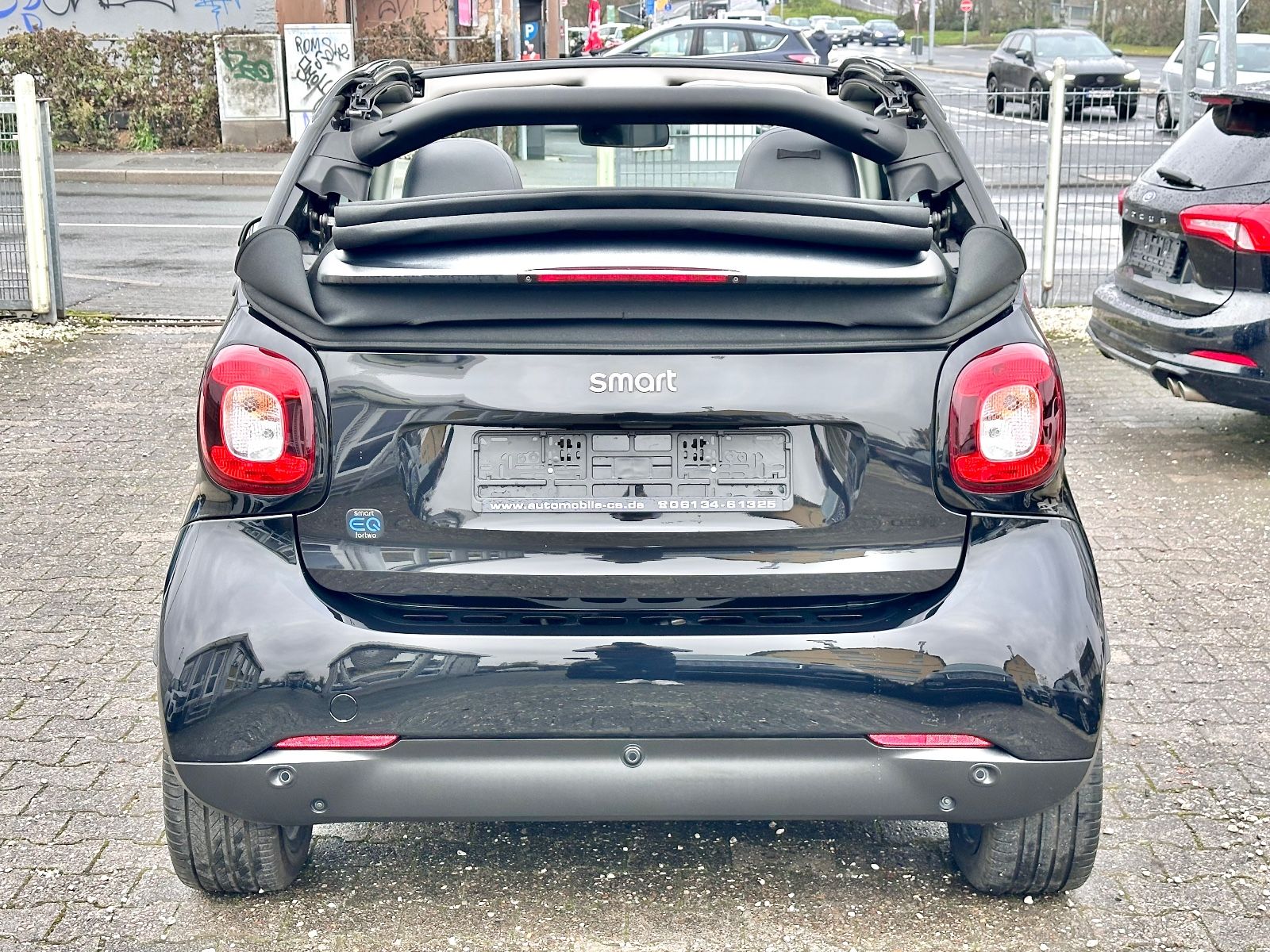 Fahrzeugabbildung Smart ForTwo Prime Cabrio EQ /Voll-Leder/PDC/CarPlay