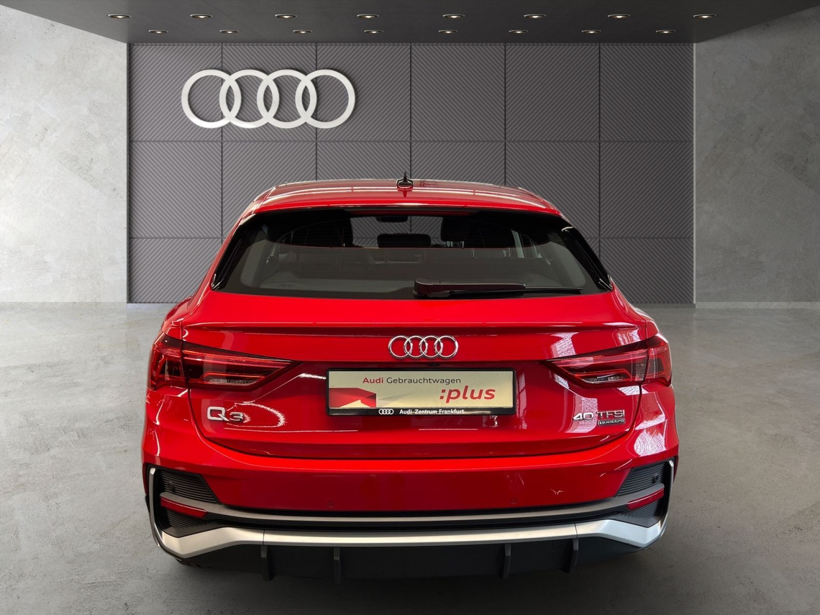 Audi Q3 Sportback 40 TFSI quattro S tronic S line AHK foto 6