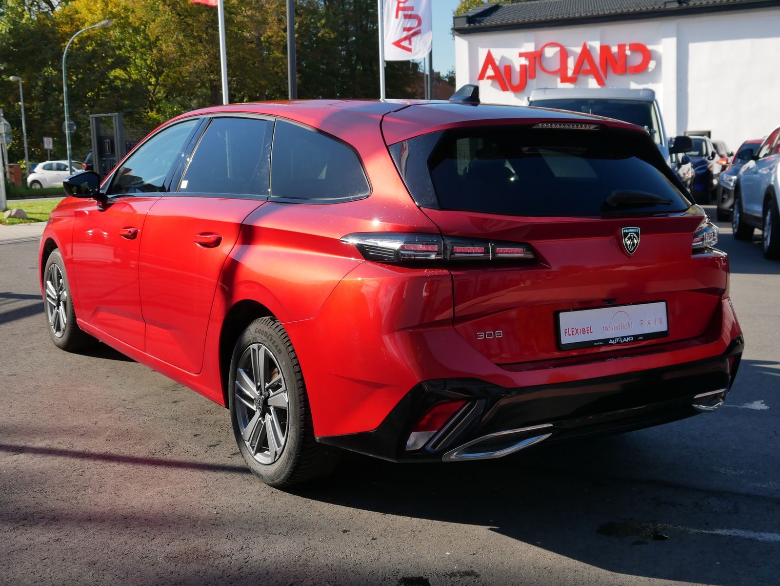 Peugeot 308 SW PureTech 130 Aut. LED ACC Navi imagem 3
