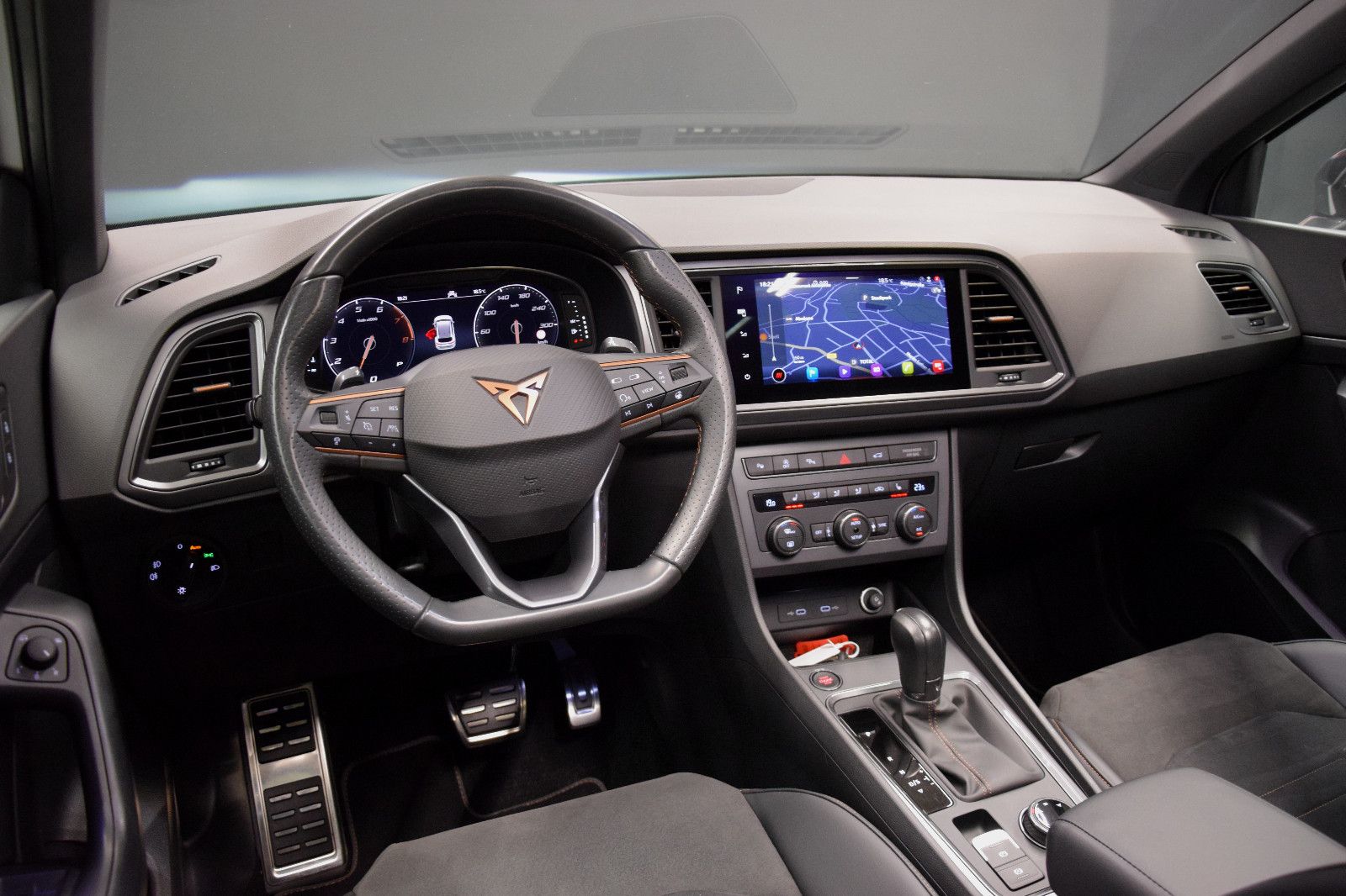 Fahrzeugabbildung CUPRA Ateca 4Drive Pano 360° ACC Schale LED Alcantara