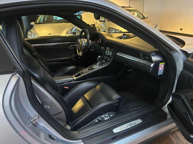 Fahrzeugabbildung Porsche 911 Turbo*Allrad*Approved Garantie*