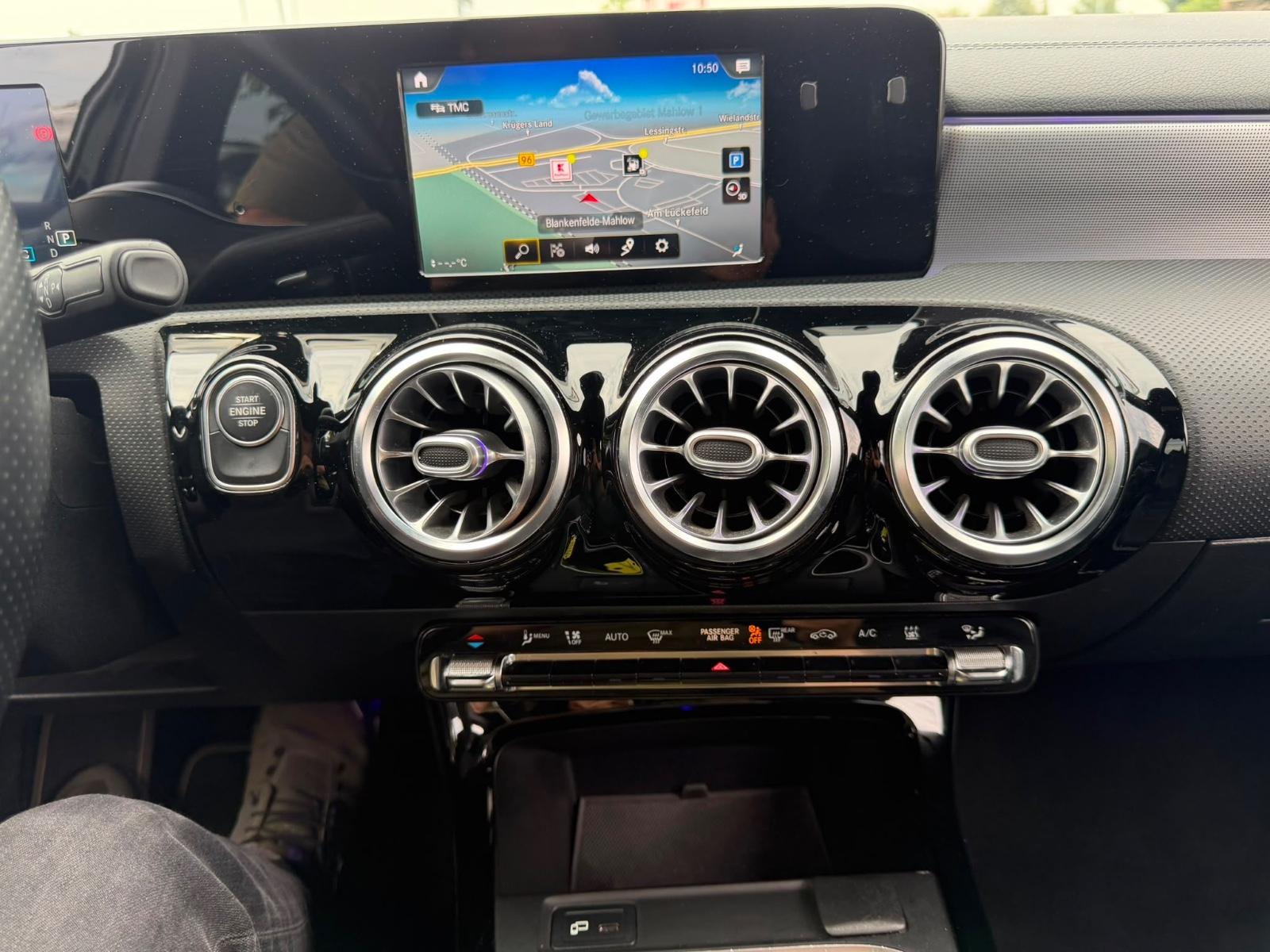 Mercedes-Benz A 250e AMG-Line Hybrid Automat Navi LED