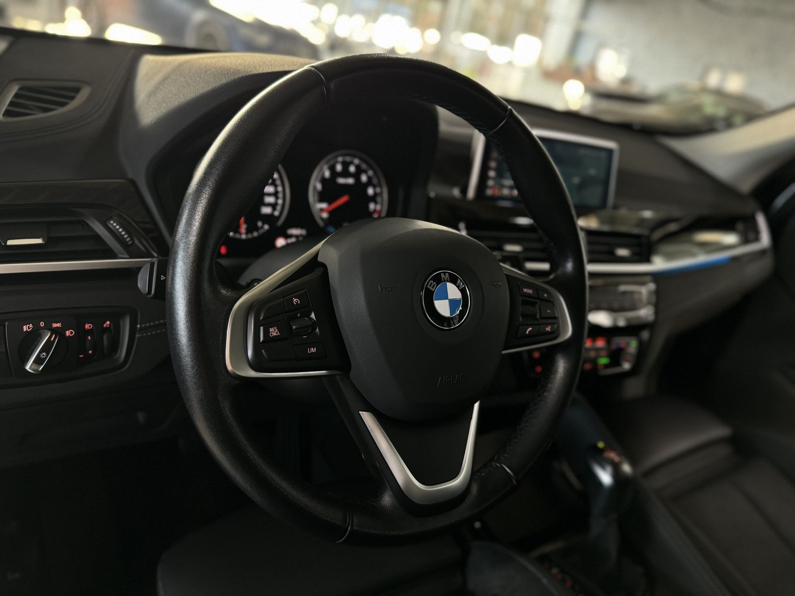 Fahrzeugabbildung BMW X1 xD25e Sport Line Parkassist DAB Navi Komfort