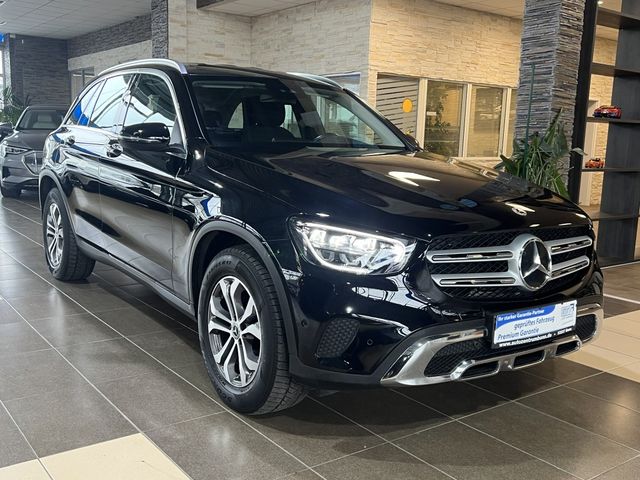 Mercedes-Benz GLC 220 d 4Matic Business AHK R.Cam LED Navi PDC