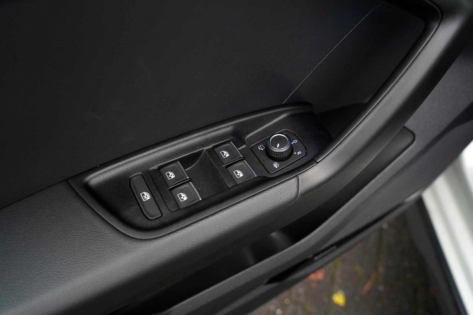 Audi A1 ALLSTREET 35TFSI SLINE SONOS INFOTAINMENT PLU