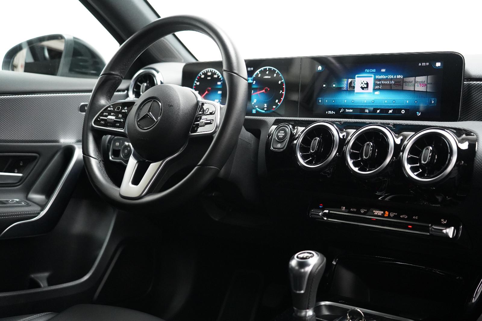 Mercedes-Benz A-Class Progressive Widescreen Kamera MBUX DAB, миниатюра 19