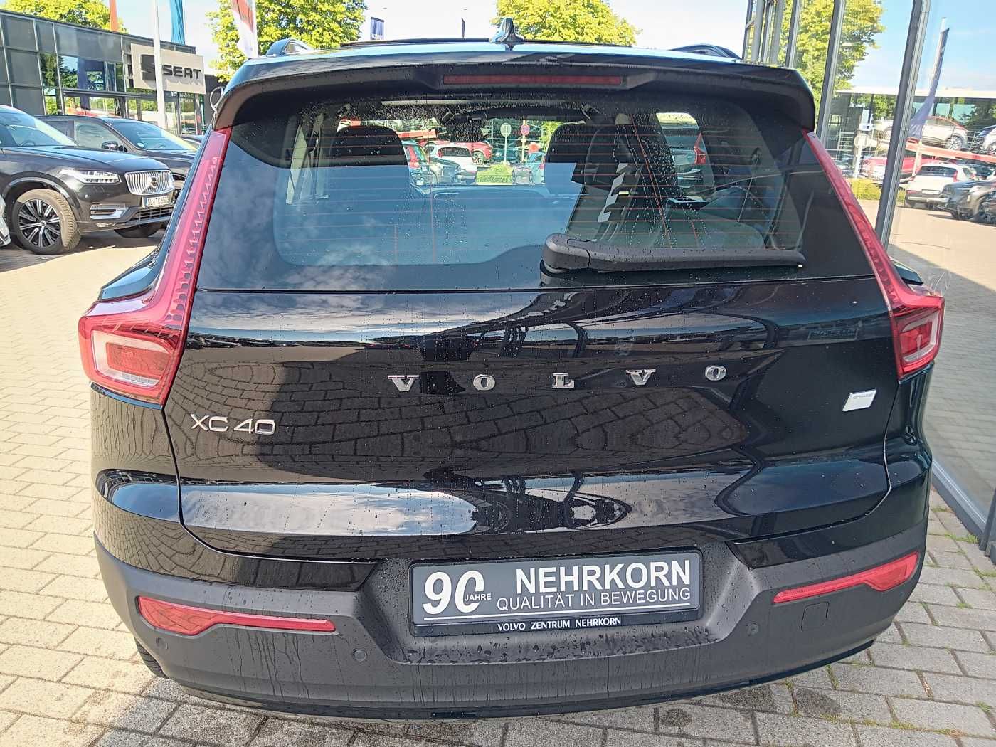 Fahrzeugabbildung Volvo XC40 Recharge Single Pro 'Glasdach, 360, e-Sitze
