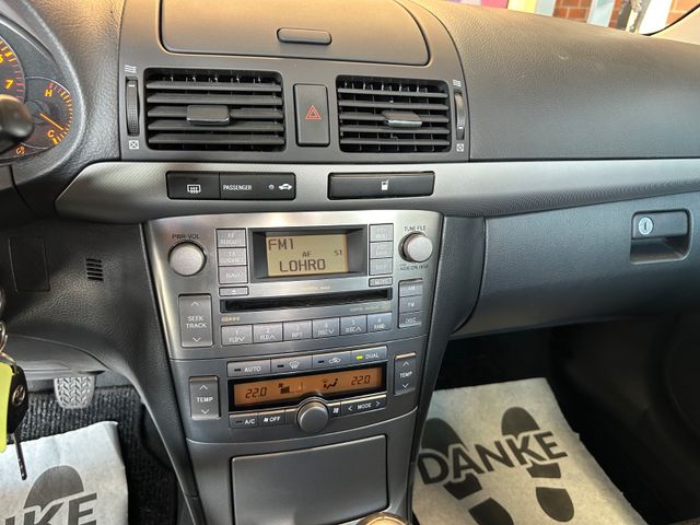 Toyota Avensis  1.8 Liftback