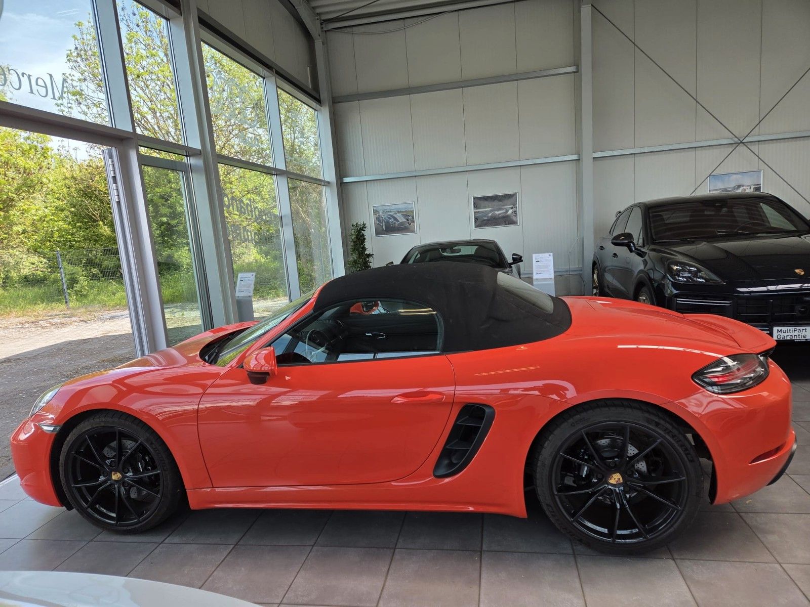Fahrzeugabbildung Porsche Boxster/718/Lava-Orange/Sport Chrono/20 ZOll