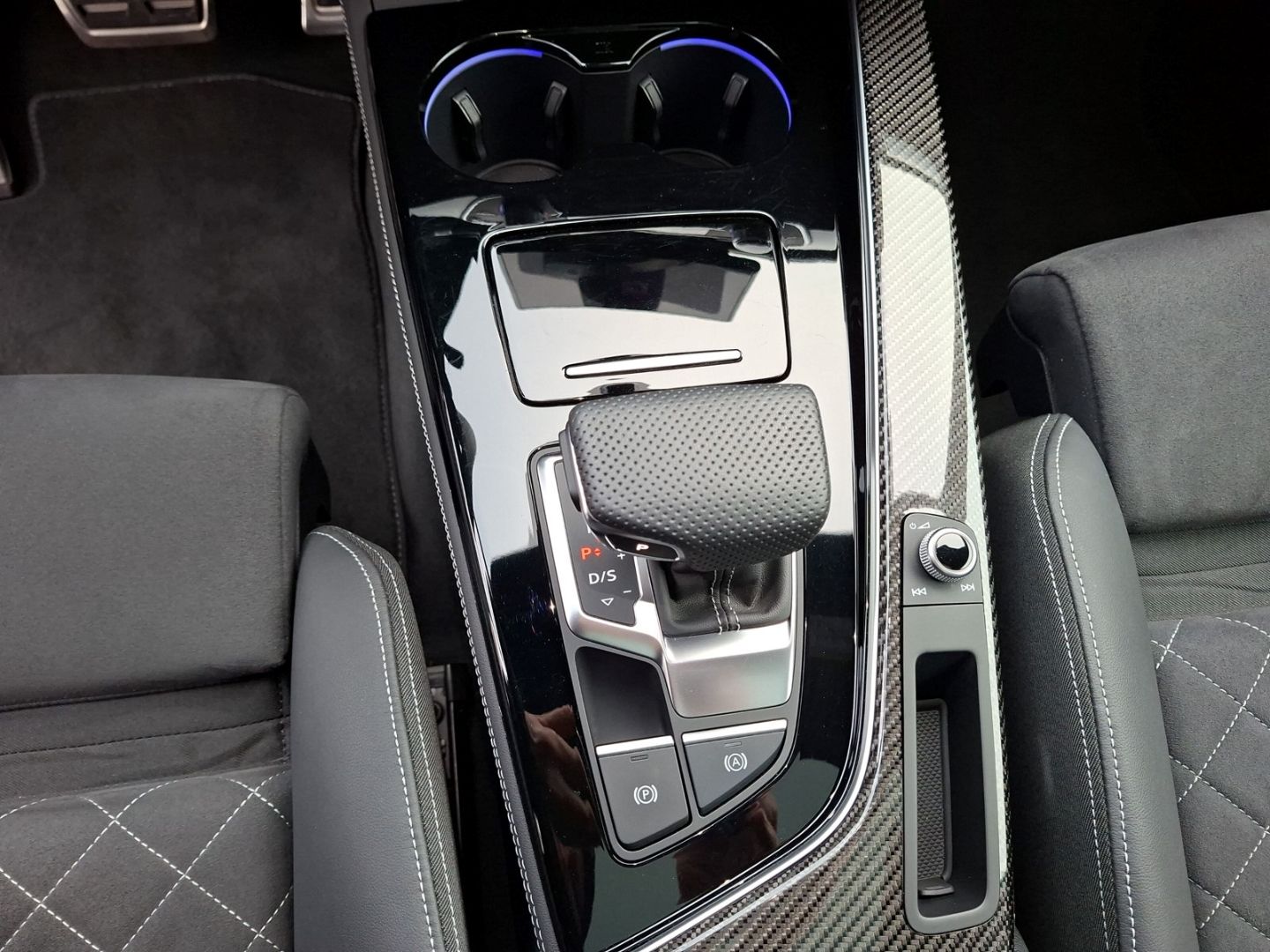 A4 Avant 40 TFSI quattro S line *S-Sitze*B&O*SD*