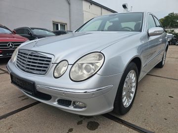 Mercedes E 220 - 1
