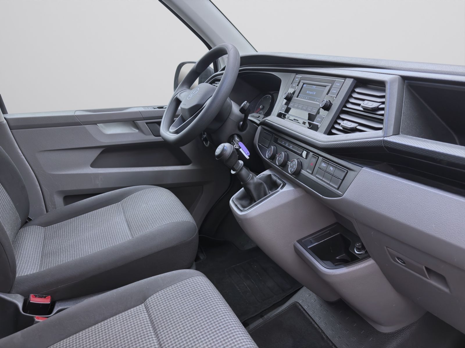 Volkswagen T6 Kombi - Bild 17