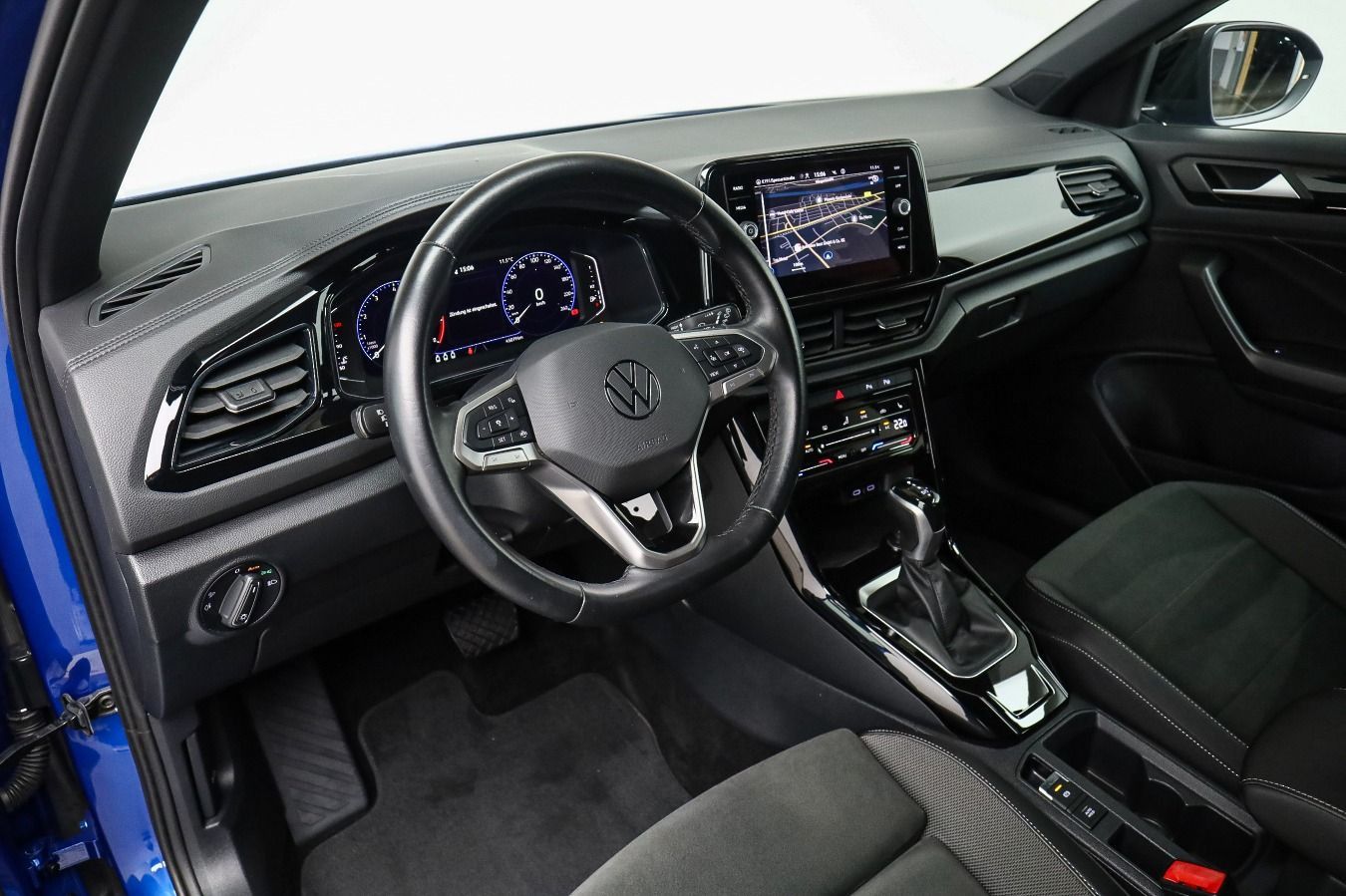 Volkswagen T-Roc - Bild 13