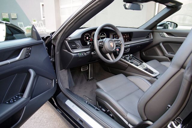 Porsche 992.2 S Cabrio*Sportab.,Chrono,ACC,BOSE,14-Wege*