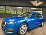 Skoda Octavia Combi 2.0 TDI First Edition Head-Up/Pano