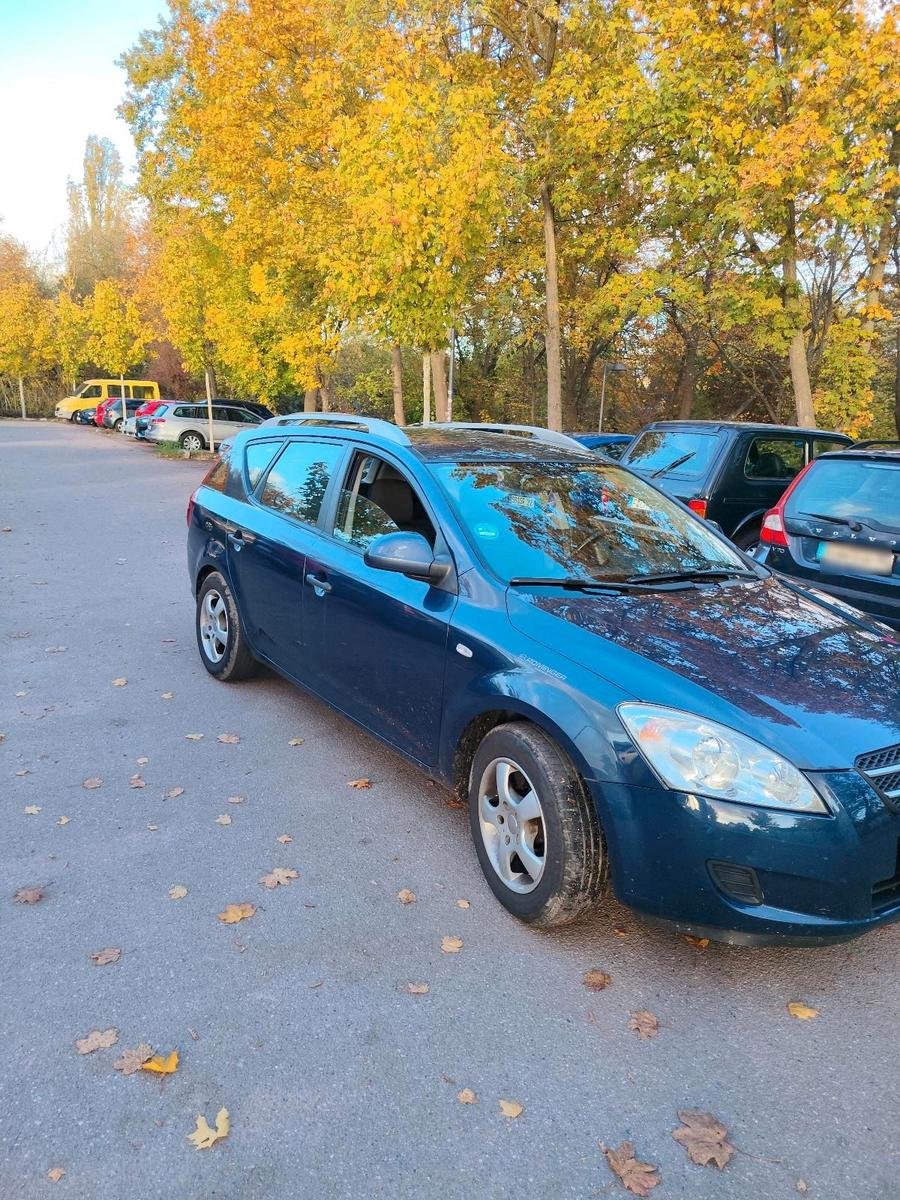 Kia cee'd 2009 — engine 126 HP (93kW)