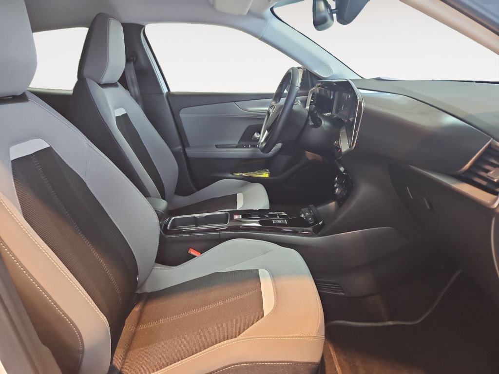 Fahrzeugabbildung Opel Mokka-e Elegance PDC Sitzheizung + Lenkrad 11 KW
