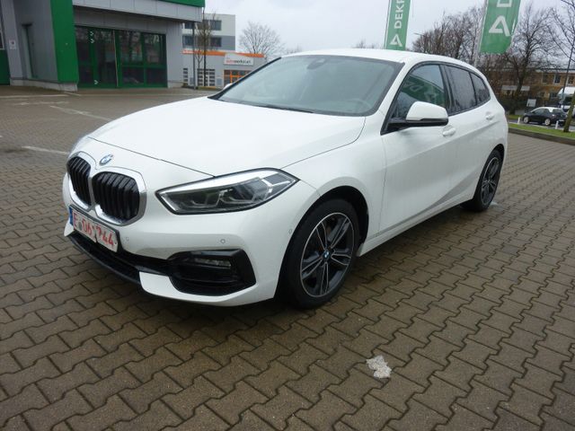 BMW 118 Baureihe 1 Lim. 118 d Sport Line 1 Hand