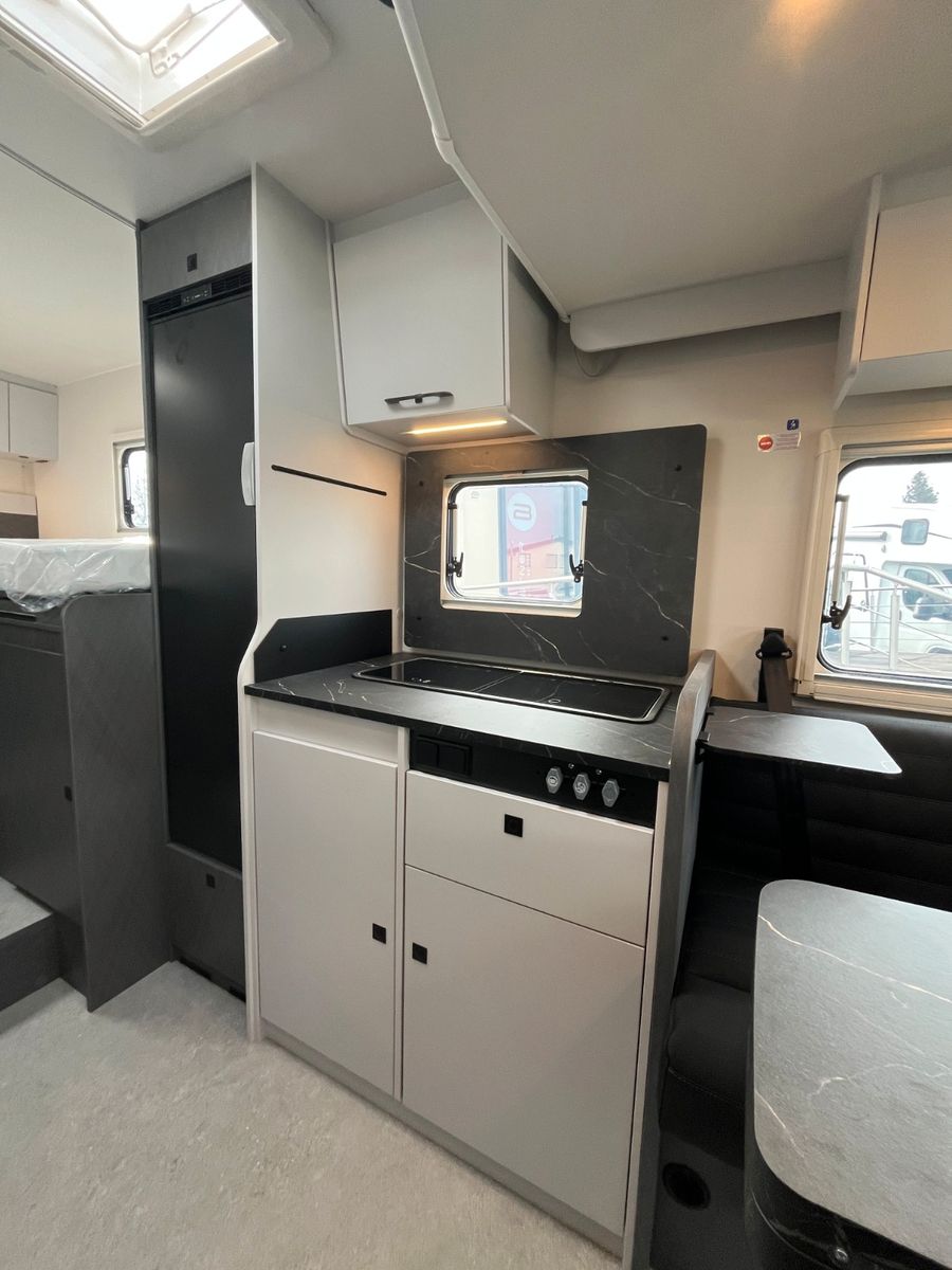 Fahrzeugabbildung Etrusco T 6.9 SBC *Hubbett*iConic*Komfort Plus*