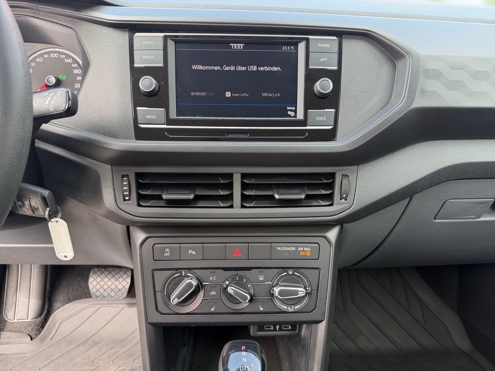Fahrzeugabbildung Volkswagen T-Cross 1.2TSI OPF DSG