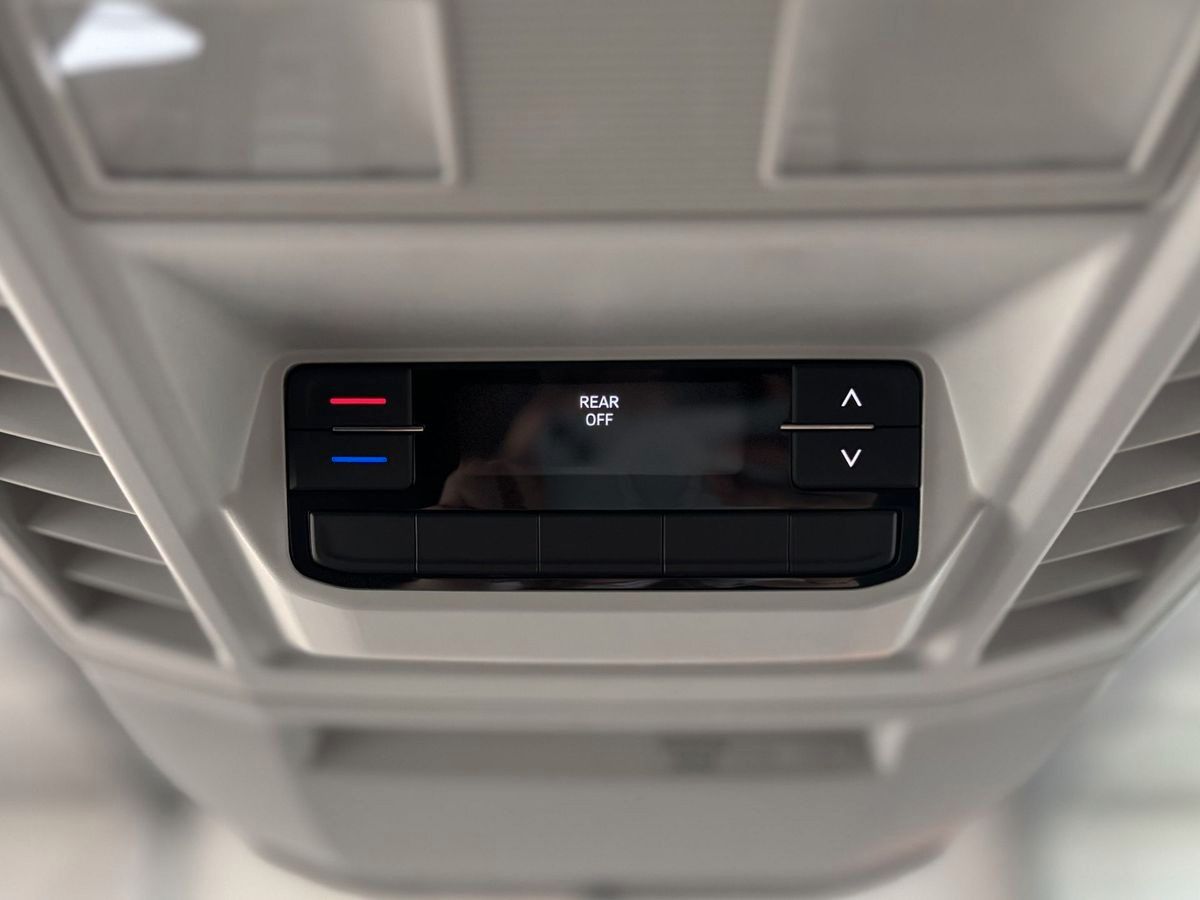 Fahrzeugabbildung Volkswagen CrafterKasten 30 mittel #AHK#Klima#Kamera#St.Hz