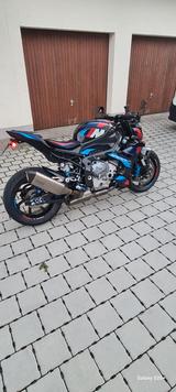 BMW M1000R Carbon Felgen Titanium Full Akrapovic  