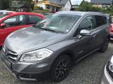 Suzuki SX4 S-Cross Comfort 4x4 - Suzuki SX4 mit Benzin-Antrieb: Allradantrieb