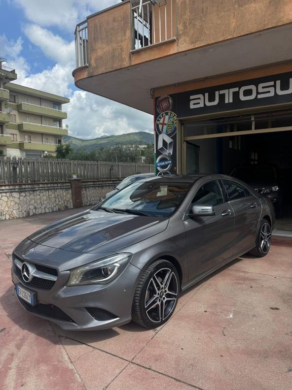 Mercedes-Benz CLA 200