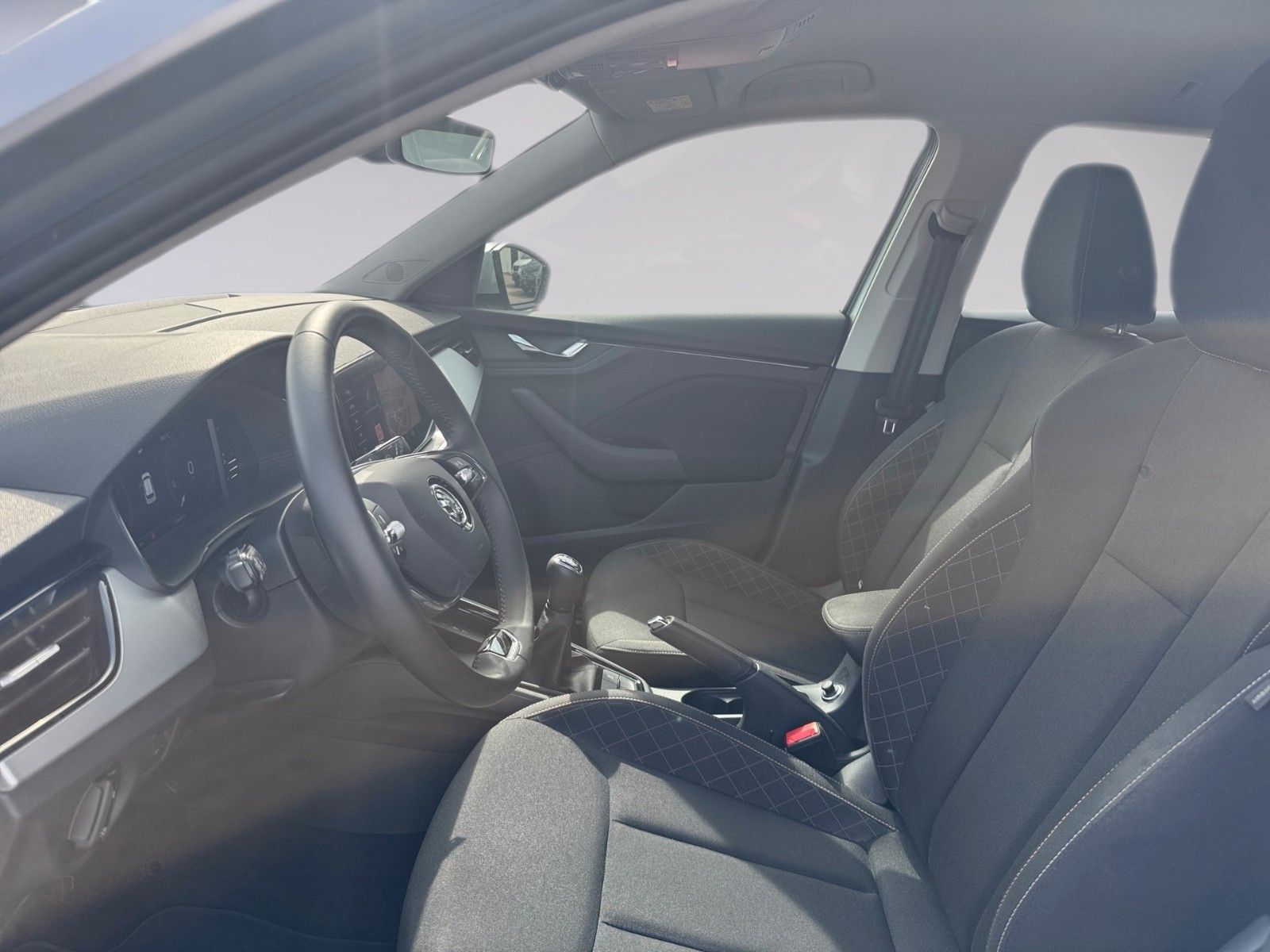 Fahrzeugabbildung SKODA Kamiq Ambition 1.0 TSI