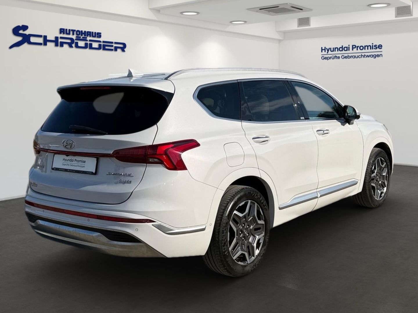 Fahrzeugabbildung Hyundai SANTA FE Signature Plug-In Hybrid Plug-in-Hybrid