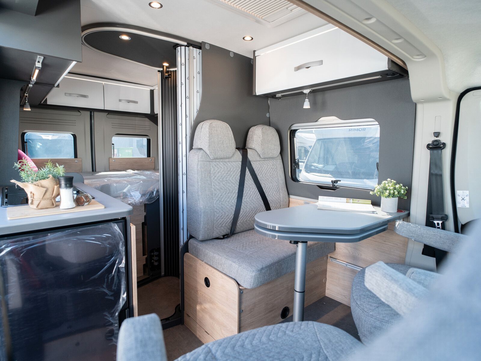 Fahrzeugabbildung Dethleffs Globetrail 540 DR Fiat Dieselheizung