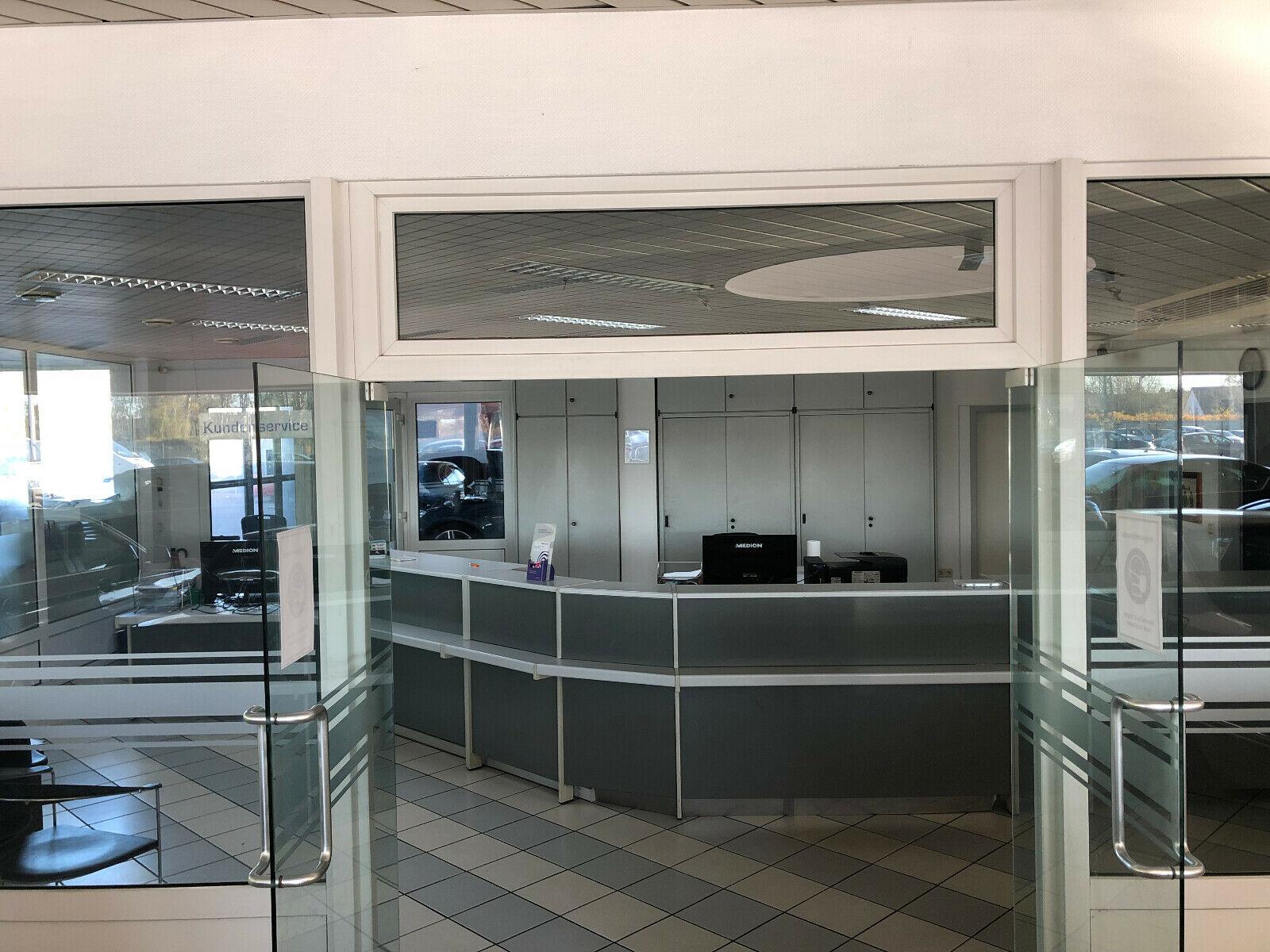 showroom-image-bottom