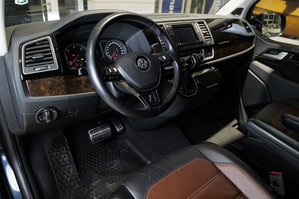 Volkswagen T6 Multivan 2.0TDI DSG Highline AHK RKam 7.Sitz foto 2