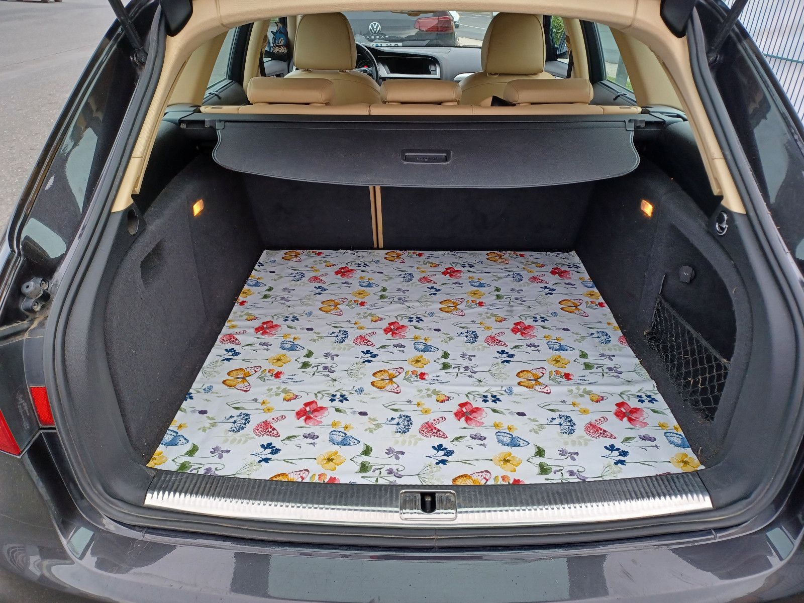 Fahrzeugabbildung Audi A4 Avant 3.0 TDI DPF quattro S tronic Sthzg uvm.