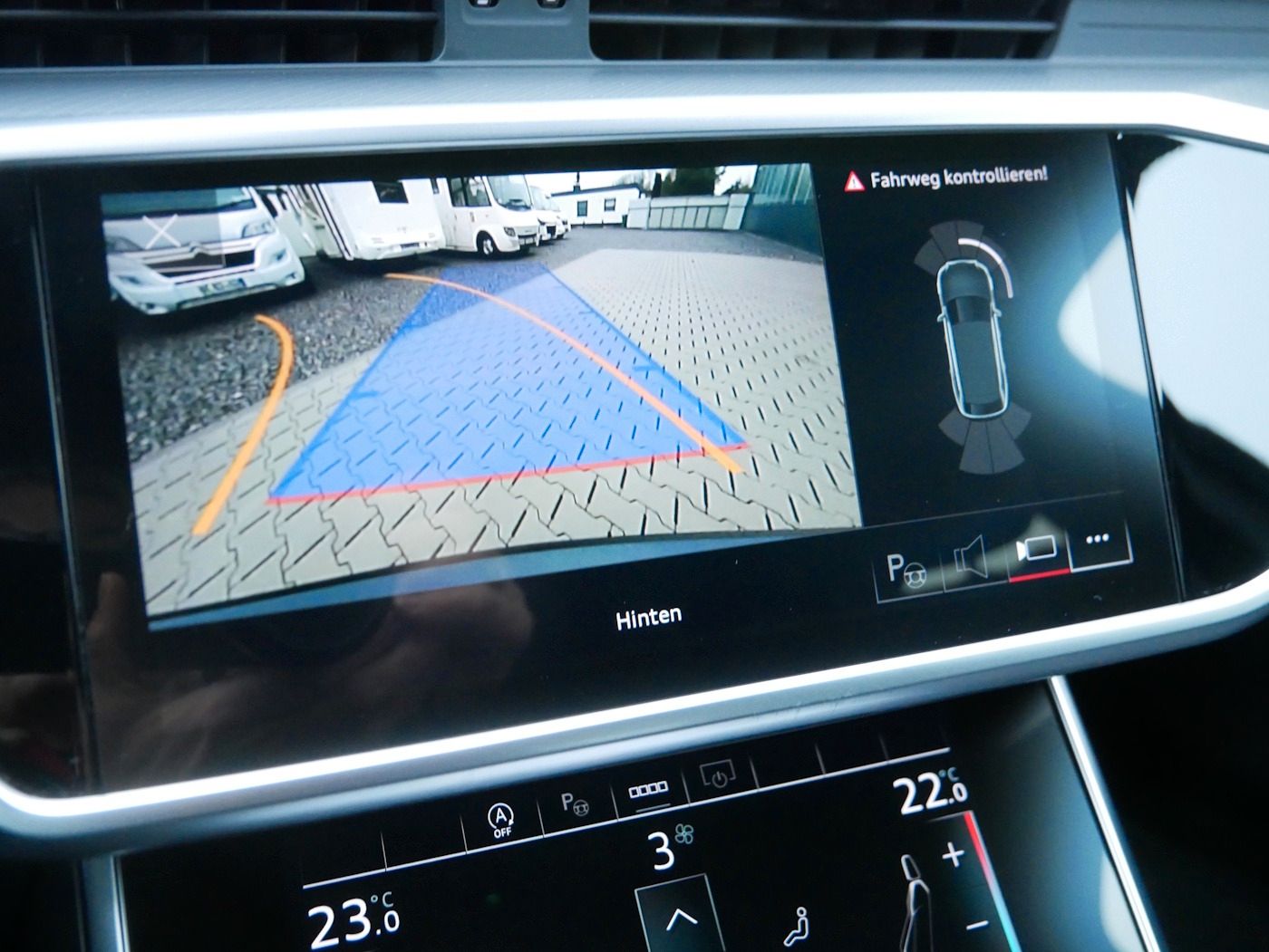 Fahrzeugabbildung Audi A6 Avant 2.0 quattro advanced NEU76T ACC LED KAM