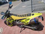 Husqvarna 701 Supermoto (Euro 4) TÜV neu Akra - HUSQVARNA 701 SUPERMOTO