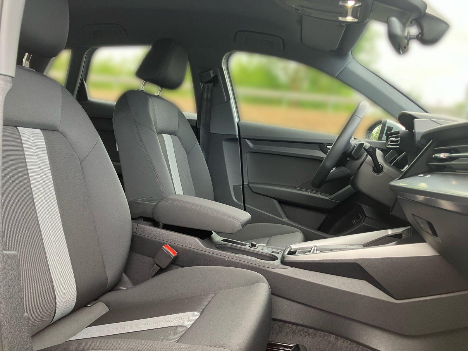 Audi A3 Sportback 40TFSIe S-tronic/ CarPlay, LED, ACC