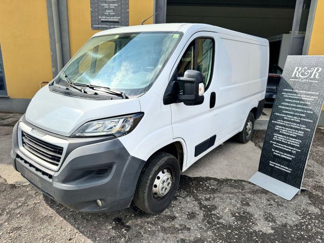 Peugeot Boxer 330 2.0 BlueHDi 130CV PC-TN Furgon