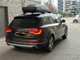 Audi Q7 3.0TDI 7. sitsen - Audi Q7 mit Diesel-Antrieb: Limousine