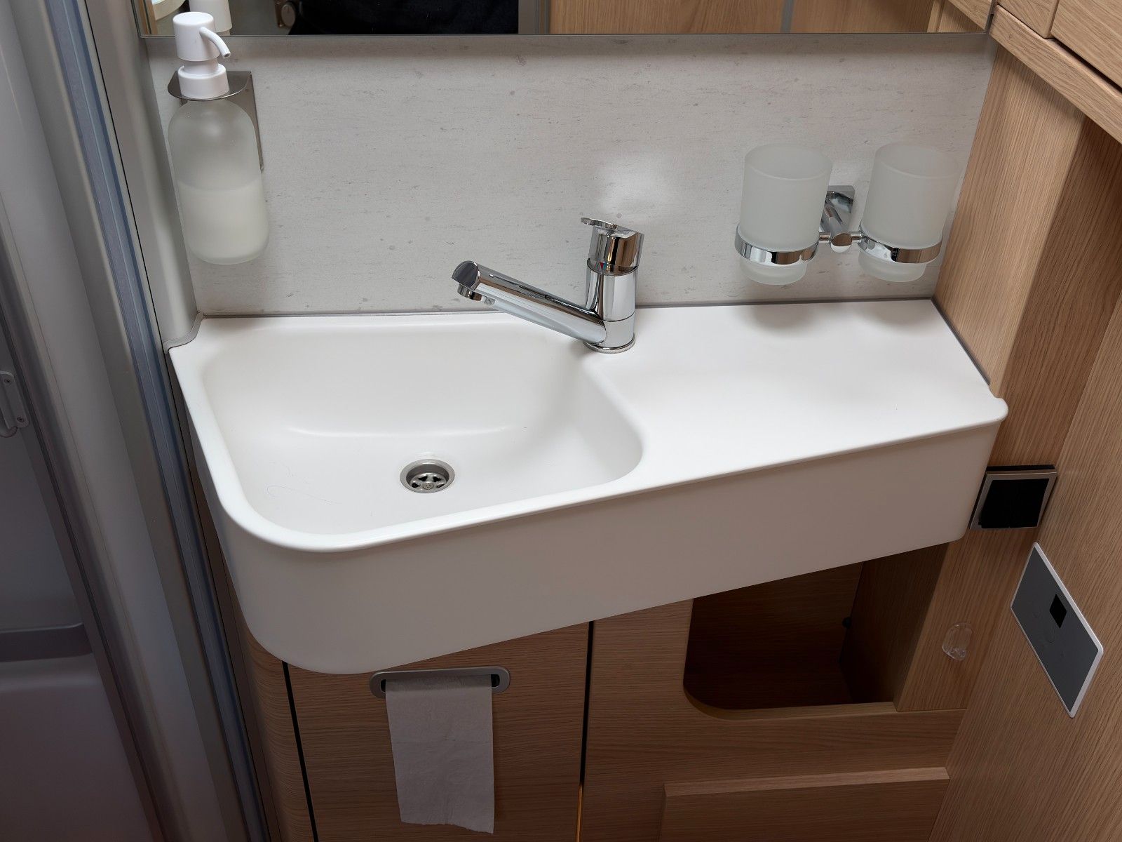 Fahrzeugabbildung Mercedes-Benz Hymer B-MC T 600 WhiteLine