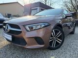Mercedes-Benz A 180 Kamera*Navi*Tempomat*SitzHz. - Mercedes-Benz: Gold