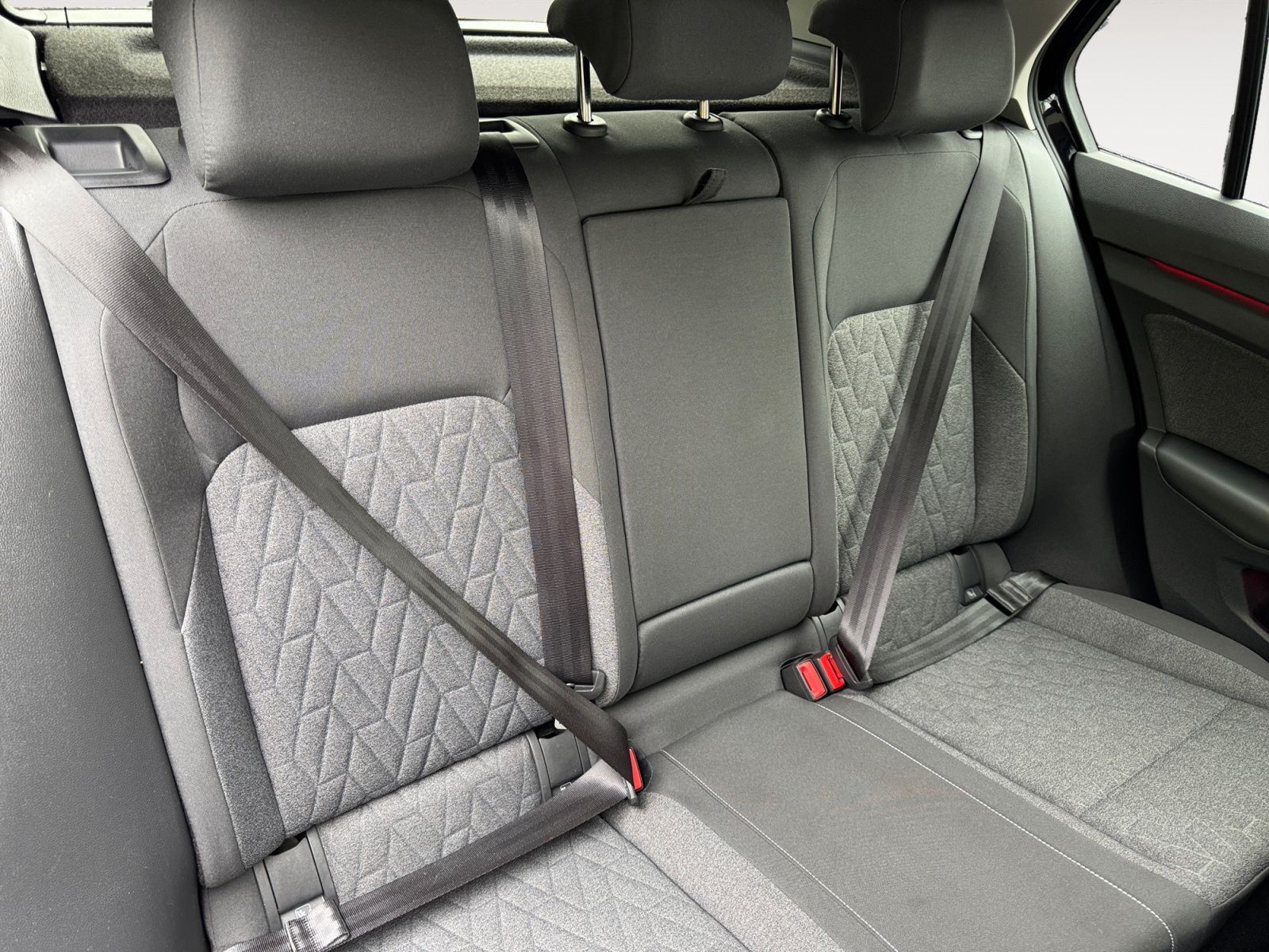 Volkswagen Golf - Bild 14