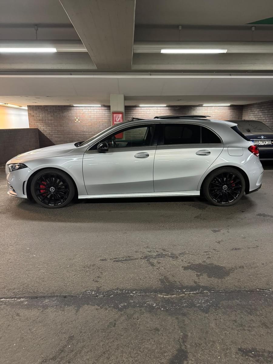 Mercedes-Benz A 250 4MATIC*AMG*Volle Ausst.* Optik45AMG*1.Hd.
