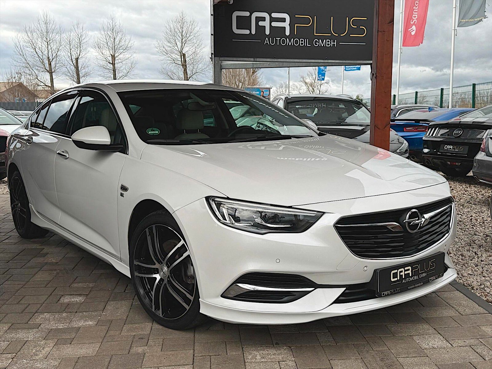 Fahrzeugabbildung Opel Insignia Grand Sport Innovation OPC Line *LED*