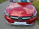 Mercedes-Benz AMG-Paket, nur 15 tkm, Designo-Sonderlackierung - Mercedes-Benz C 180: AMG Paket
