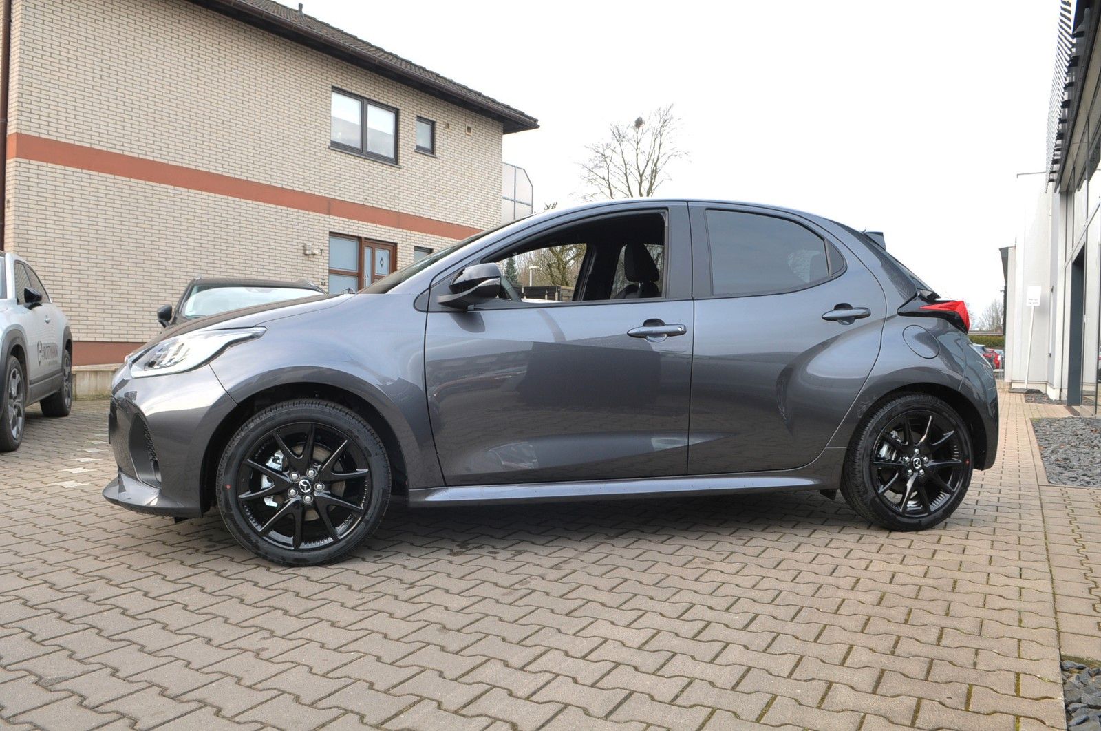 Mazda 2 Hybrid - Bild 10